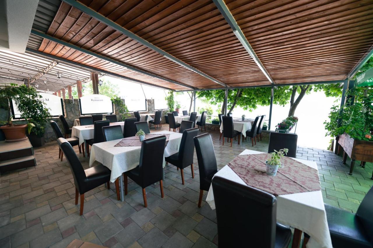 Hotel Holiday-M Ohrid Buitenkant foto